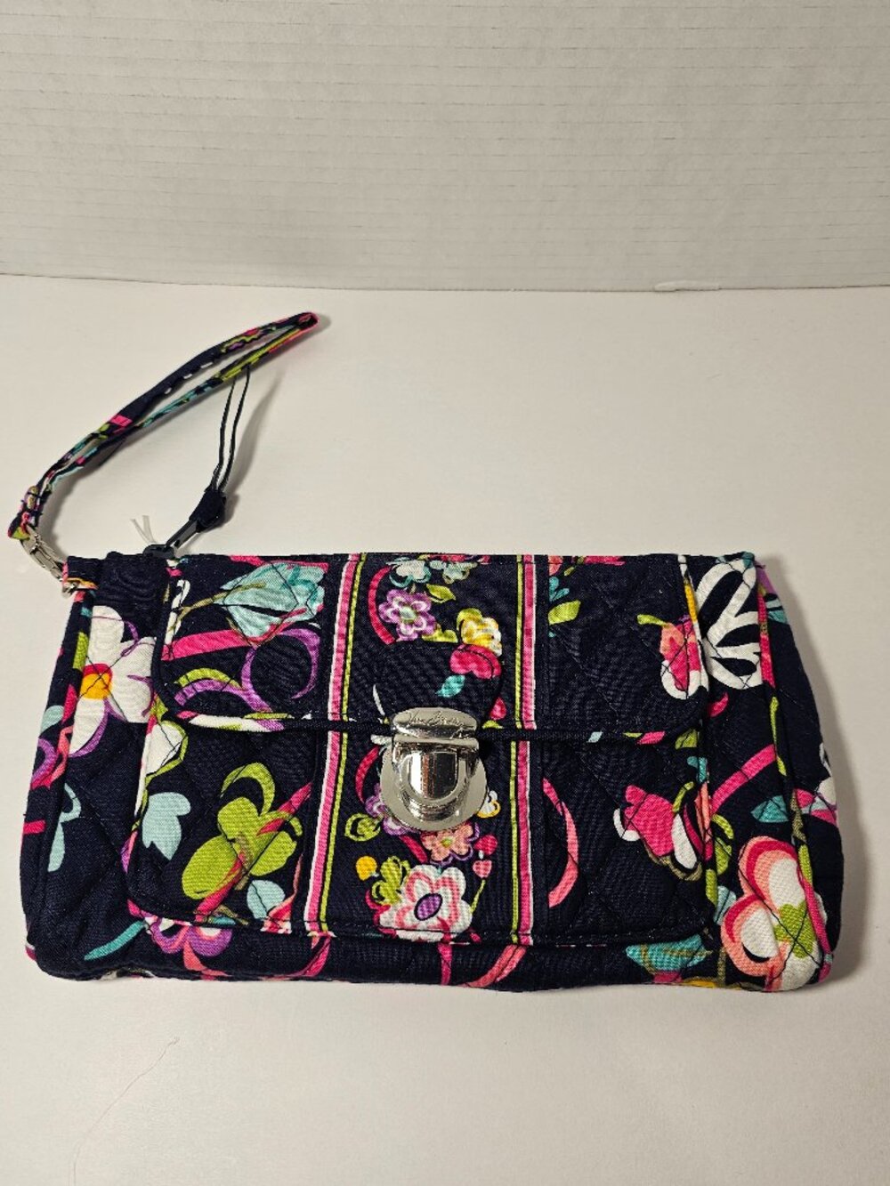 NWT Vera Bradley Pushlock Wristlet Ribbons Wallet Clutch Purse Bag Tote Cosmetic